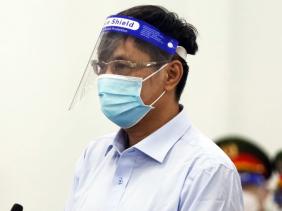 Cựu chủ tịch Khánh Hòa đổ lỗi cho nhiệm kỳ trước