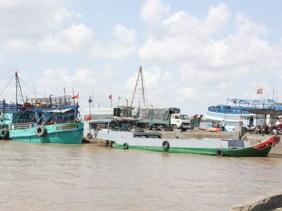 Thông tin cụ thể về tình hình hoàn thiện thủ tục các dự án nêu trên, đại diện Vụ Kế hoạch Đầu tư cho biết, dự án đường Hồ Chí Minh đoạn Rạch Sỏi - Bến Nhất, Gò Quao - Vĩnh Thuận và đoạn Chợ Chu - Ngã ba Trung Sơn đang được hoàn thiện hồ sơ để trình cấp có thẩm quyền quyết định chủ trương đầu tư trong năm 2022. Đối với dự án ODA mở rộng một số cầu, hầm trên Quốc lộ 1A và tuyến nối Hà Giang với cao tốc Nội Bài - Lào Cai, Bộ GTVT đã gửi Bộ Kế hoạch Đầu tư, Bộ Tài chính đề xuất ODA cho 2 dự án.