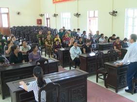 Hàng trăm người dân miền núi hoang mang khi chủ hụi tuyên bố vỡ nợ
