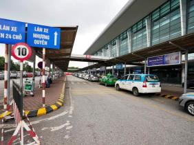 Áp dụng mức giảm giá vé đối với ôtô ra vào các sân bay từ ngày 1/4