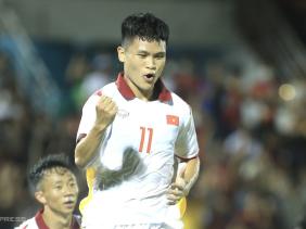 Việt Nam hơn 1.300 ngày đứng trong Top 100 FIFA