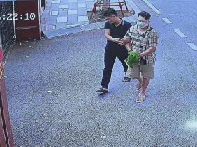 Động thái 'lạ' của Huấn Hoa Hồng sau khi giang hồ mạng Tiến 'bịp' bị bắt