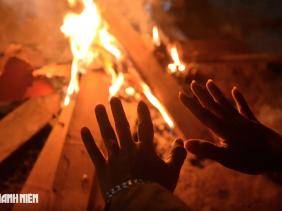 Hôm nay không khí lạnh về, miền Bắc nhiệt độ xuống thấp, miền Trung mưa lớn