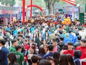 Tuyển sinh đại học 2025: Thí sinh tăng, nguyện vọng giảm