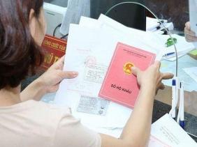 Chấn chỉnh việc thu hồi sổ hộ khẩu không đúng quy định