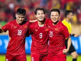 Ông Troussier trổ tài ‘đãi cát tìm vàng’ ở đội tuyển Việt Nam