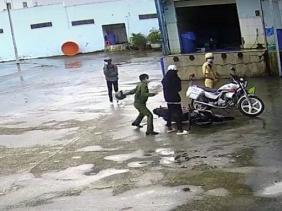 Hé lộ nguyên nhân ban đầu vụ công an đánh người tại Sóc Trăng