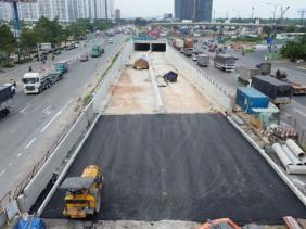 Hầm chui HC1-02 nút giao An Phú: Hết cửa lùi