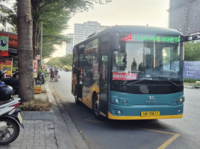 Người dân TP Hồ Chí Minh hào hứng với chủ trương xe buýt miễn phí