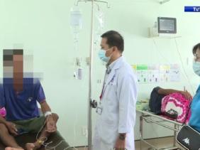 Cảnh báo ngộ độc rượu gia tăng cuối năm