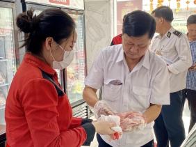 Vụ Công ty C.P. Việt Nam bị tố bán heo mắc bệnh: Giấy chứng nhận an toàn thực phẩm hết hạn