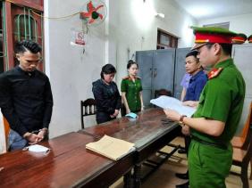 Khởi tố văn thư trường THPT làm giả học bạ với chi phí 20 triệu đồng/bộ
