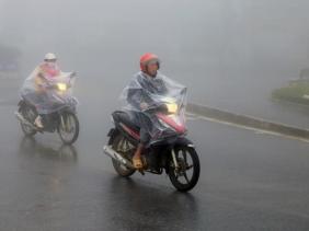 Mưa lớn cục bộ, lốc, sét, mưa đá, gió giật mạnh khu vực vùng núi Bắc Bộ