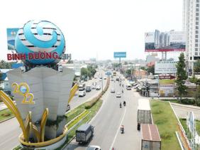 Khởi công mở rộng quốc lộ 13 nối TP.HCM - Bình Dương lên 8 làn xe