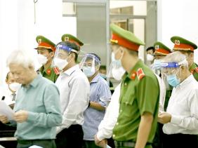 Xét xử sai phạm đất đai tại Khánh Hòa: Các cựu lãnh đạo tỉnh xin lỗi người dân