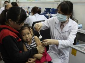 TPHCM mới nhận được 10.000 liều vaccine sởi, 5.140 liều vaccine DPT
