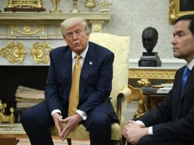 Ông Trump mắc suy van tĩnh mạch mạn tính