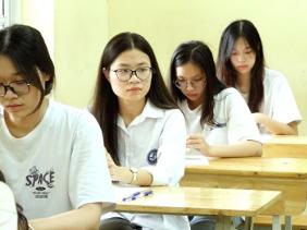 Loạt trường điều chỉnh phương án xét tuyển, thí sinh gấp rút chuyển hướng