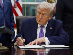 Rộ tin chính quyền ông Trump định viết lại lịch sử