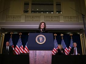 Ông Biden và bà Harris cảm ơn về 2 tỉ USD tài trợ tranh cử tổng thống