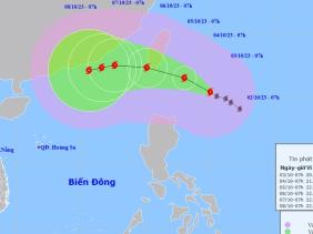 Bão Koinu mạnh cấp 15, giật cấp 17 đang hướng vào Biển Đông