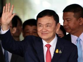 Cựu thủ tướng Thái Lan Thaksin được kéo dài thời gian nằm viện