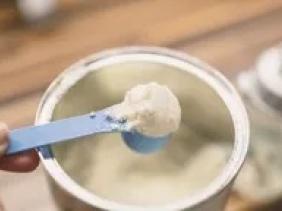 Bộ Y tế yêu cầu thu hồi khẩn cấp sữa bột trẻ em nhiễm độc tố