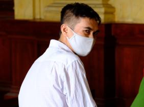 TP.HCM: Hoãn xử nguyên thư ký TAND Cấp cao tại TP.HCM lừa ‘chạy án’