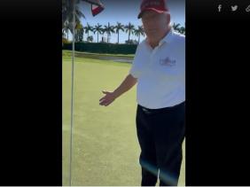 Trump khoe cú đánh hole-in-one trên sân golf