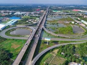 Tháo gỡ khó khăn, đẩy nhanh tiến độ loạt dự án trọng điểm quốc gia