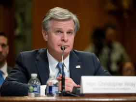 Ông Trump hoan nghênh quyết định từ chức của giám đốc FBI