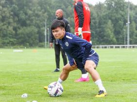 HLV Pau FC: "Tôi rất hài lòng về Quang Hải"