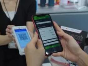 Nhiều ngân hàng dừng chuyển tiền nhanh trên 500 triệu đồng