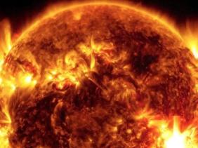 Báo động bão mặt trời mạnh nhất trong 2 thập niên lao đến trái đất