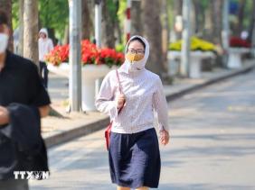 Các khu vực ngày nắng, chiều tối và đêm có mưa rào và dông