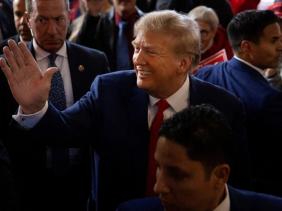 Cuộc chạy đua tổng thống Mỹ 2024 nóng lên: Ông Trump cảnh báo các đối thủ chính trị