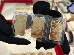 Giá vàng SJC liên tục đi lên, tiến sát ngưỡng 129 triệu đồng mỗi lượng