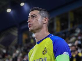 HLV Al Nassr làm khó Ronaldo