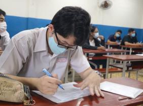 Tuyển sinh lớp 10: Ôn thi vất vả hơn thi đại học