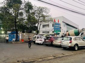 Bắt khẩn cấp, khám xét nhà ông Dương Việt Hồng- Giám đốc Trung tâm Đăng kiểm xe cơ giới Đồng Nai