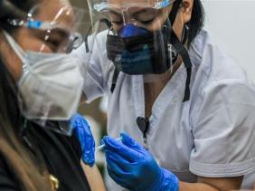 Mô hình toán học giúp dự đoán hiệu quả của các loại vaccine