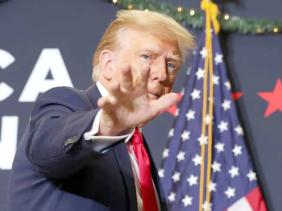 Ông Trump và hiệu ứng domino