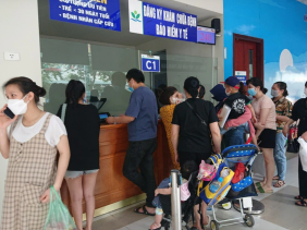 Người bệnh sắp được chuyển tuyến, khám lại bằng phiên bản điện tử