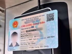 Bị thu hồi sổ hộ khẩu, làm căn cước công dân gắp chíp thế nào?