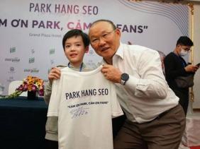 HLV Park Hang-seo vẫn gắn bó với bóng đá Việt Nam