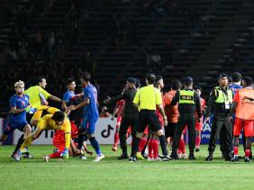 Cổ động viên Thái Lan gửi lời xin lỗi đến U22 Indonesia