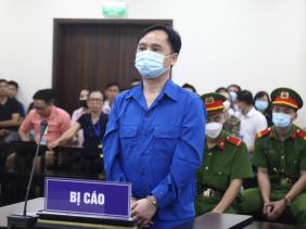 Đỗ Thành Nhân phủ nhận là chủ mưu "thổi giá" cổ phiếu, khai không hiểu về chứng khoán