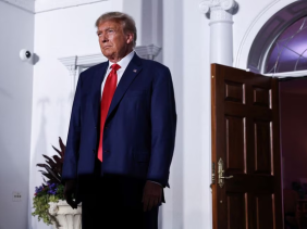 Tòa buộc luật sư của ông Trump không chia sẻ bằng chứng vụ tài liệu mật
