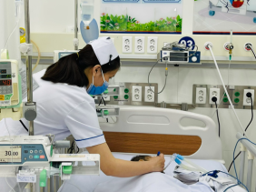 Ca mắc tay chân miệng tăng nhanh, TP.HCM đối mặt với nguy cơ hết thuốc điều trị