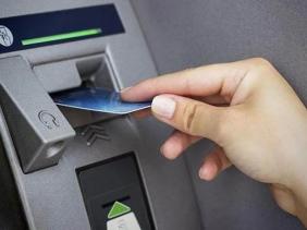 TP Hồ Chí Minh: Cảnh báo tội phạm đánh cắp dữ liệu thẻ ATM qua Skimming